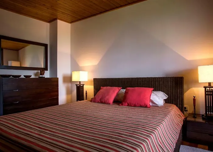 Casas Peralta - Leira Pereira 度假居 *