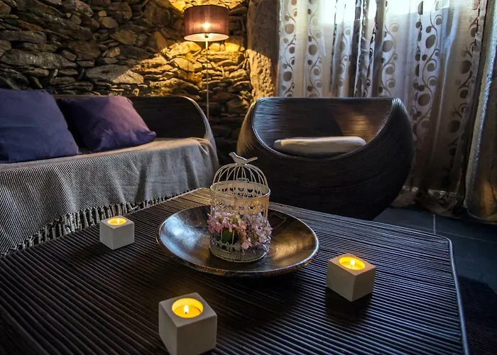 Casas Peralta - Leira Pereira 度假居 Cabreiros