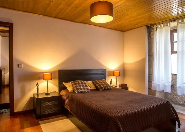 Casas Peralta - Leira Pereira